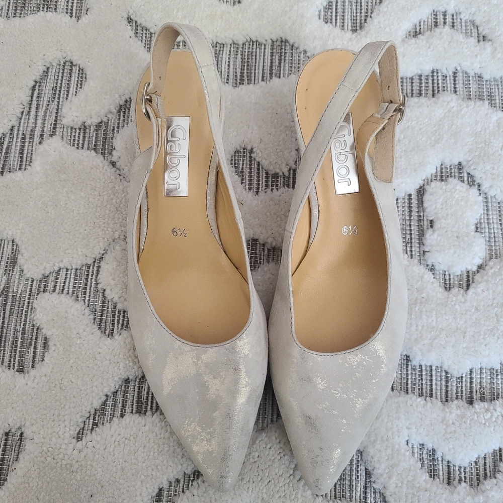 Gabor Metallic heels